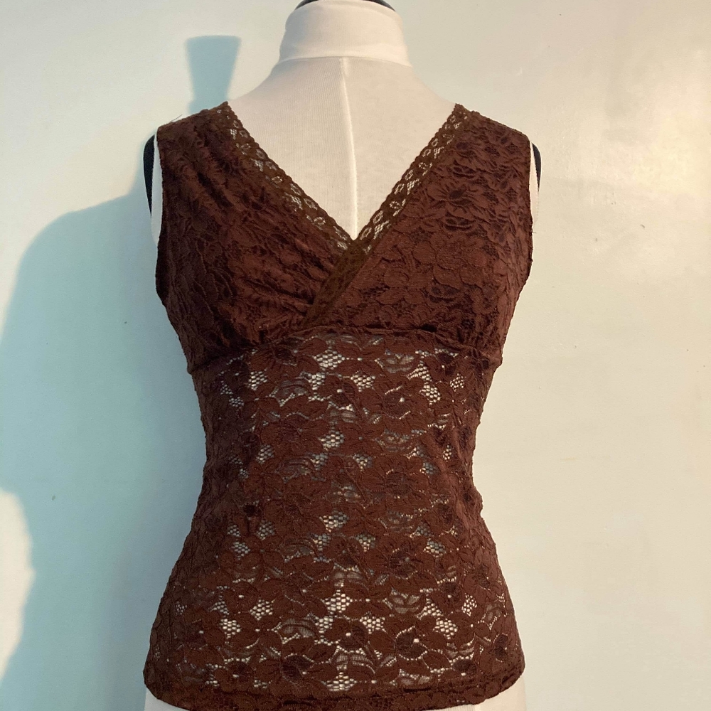 Lace top - closeout sale 🛍